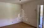 Casă cu 4 camere cu Teren 750 Mp în Ronaț - 2