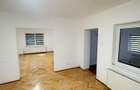 Spatiu comercial/birou - 1