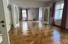 Apartament cu 3 camere decomandat în Central - 1