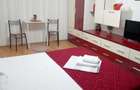 Apartament cu 3 camere decomandat în Central - 1