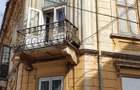 Casă cu 5 camere cu Teren 272 Mp în Central - 2