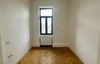 Apartament cu 4 camere decomandat în P-ța Unirii - 6