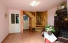 Casă cu 11 camere cu Canalizare în Dâmbul Rotund - 6