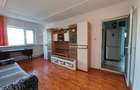 Apartament cu 2 camere decomandat în Micro 17 - 2