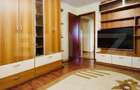 Apartament cu 2 camere, decomandat, 2 balcoane la 3 min de Iulius