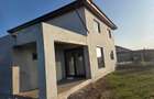 Casă cu 4 camere cu Teren 200 Mp în Cârcea - 4