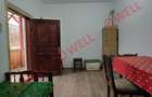 Casă cu 13 camere cu Teren 1098 Mp în Vâlcele - 14