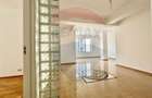 Apartament cu 4 camere semidecomandat în Străulești - 20