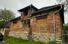 Vand casa 4 camere cu gradina 2.885 mp. Cristioru de Jos, Bihor, E 79, centrul comunei - 10