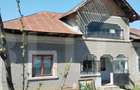 Casă cu 3 camere cu Teren 1100 Mp în Central - 3