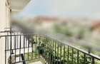 Apartament cu 3 camere decomandat în Tractorul - 5