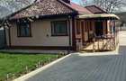 Casă cu 4 camere în Răducești - 2