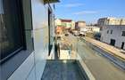 Apartament cu 3 camere decomandat în 9 Mai - 23