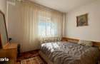 Apartament de vanzare cu 3 camere, decomandat, zona Soarelui