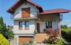 Casă cu 5 camere cu Teren 2272 Mp în Central - 1