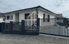 Casa individuala superba in Selimbar- 4 camere, 2 bai, garaj, terasa - 2