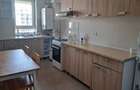 Apartament cu 3 camere decomandat în Tractorul - 1