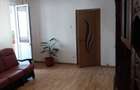 Apartament cu 3 camere semidecomandat în Lacul Tei - 9