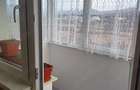 De vanzare apartament 2 camere - 2