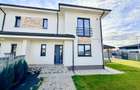 Duplex cu 4 camere cu Canalizare în Moșnița Nouă - 2