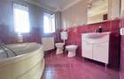 Casă individuală cu 6 camere cu Canalizare în Lipovei - 15