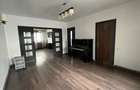 Apartament cu 3 camere în Moșilor - 1