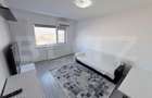 Apartament 42 mp, mobilat si renovat, cu balcon si AC Micro 15, De - 5