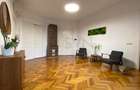 Apartament cu 7 camere semidecomandat în Capitale - 2