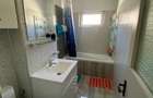 Looking for a flatmate (apartment for rent)