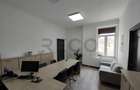 Spațiu comercial, de 45 mp, în Central - 4