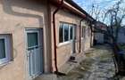Casa cu 3 camere ,bucatarie,baie situata la 8,5 km de Selgros Craiova - 2