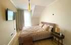 Duplex cu 4 camere 2 bai si curte libera 200 mp in Cisnadie - 4