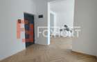Apartament cu 3 camere decomandat în Torontalului - 10