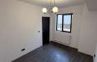 Vand Apartament 3 camere - 3
