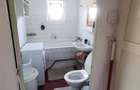 Inchiriez apartament doua camere zona Decebal apropierea Penny. Pret 300 euro. - 1