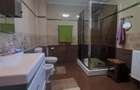 Casă cu 6 camere cu Teren 294 Mp în Central - 12