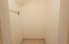Apartament cu 3 camere decomandat în Romană - 9