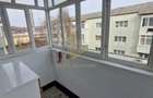 Apartament de 3 camere, decomandat, 60 mp., zona Decebal - 7