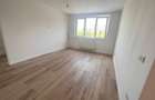 Apartament cu 3 camere semidecomandat în 1 Decembrie 1918 - 12