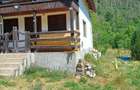 Casă cu 3 camere în Pietroasa - 2