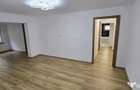 Apartament cu 4 Camere Semidecomandate - Parter Zona George Enescu - Suceava (Suceava)