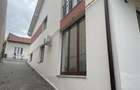 Apartament cu 3 camere decomandat în Spitalul Județean - 14