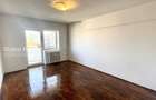 Apartament cu 4 camere decomandat în Unirii - 4