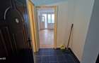 Particular vand garsoniera zona Tractoru. - 1