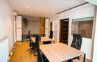 Apartament cu 3 camere semidecomandat în P-ța Victoriei - 2