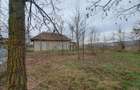 Teren cu casa veche de vanzare - 2
