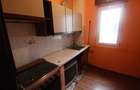 Proprietar vand apartament cu 3 camere, Zona Shopping City, complet decomandat