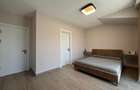 Apartament cu 3 camere decomandat în Tractorul - 10