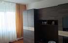 Proprietar, inchiriez apartament decomandat cu 2 camere str Dacia - 3