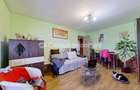 Apartament cu 3 camere decomandat în Între Lacuri - 2